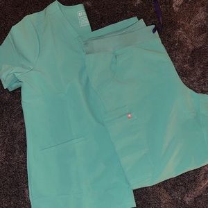 Surgical Green Figs Scrub Set